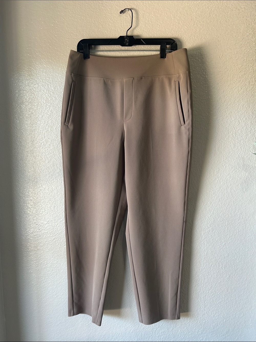 Athleta Straight-Leg Ponte Pants in Taupe Sz 14 Business Casual Office TC0116
